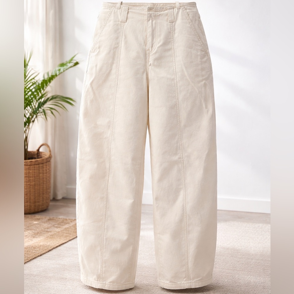 Universal Thread Cream High Rise Straight Leg Pants Size 8 Ivory Denim